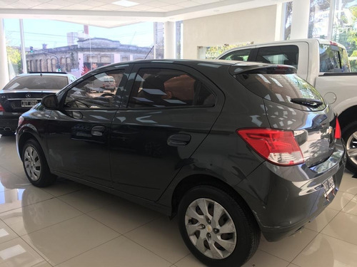 Chevrolet Onix Lt 5p 2015 103.000 Km. Gris Oscuro