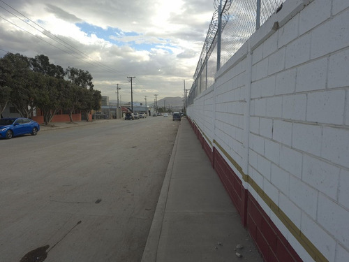 Bodega En Renta, A Un Costado De La Garita De Otay