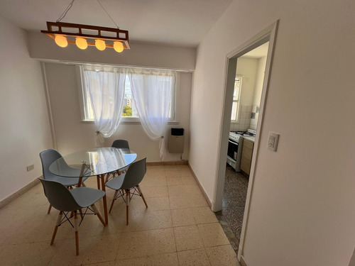 Departamento En Venta Un Ambiente, Zona Centro.centro Mar Dle Plata