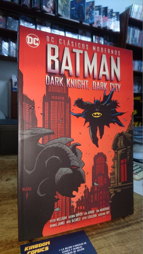 Batman: Caballero Oscuro, Ciudad Oscura. Smash Comics, Mxco.