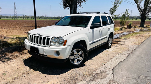Jeep Grand Cherokee 3.7 Laredo V6 4x2