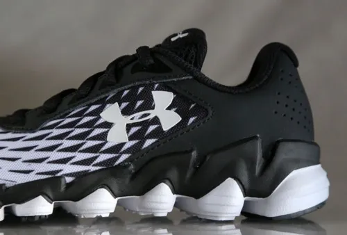 Under armour shop spine disrupt