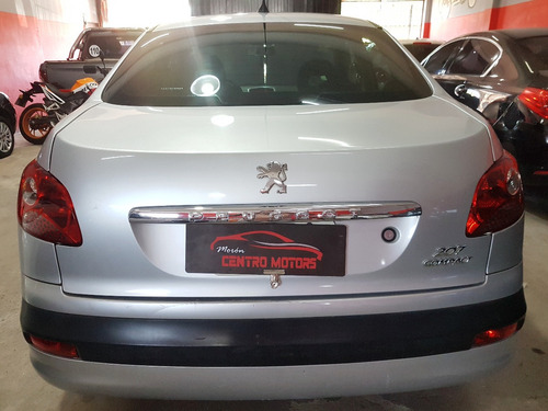 Peugeot 207 1.6 Sedan Xt Tope De Gama