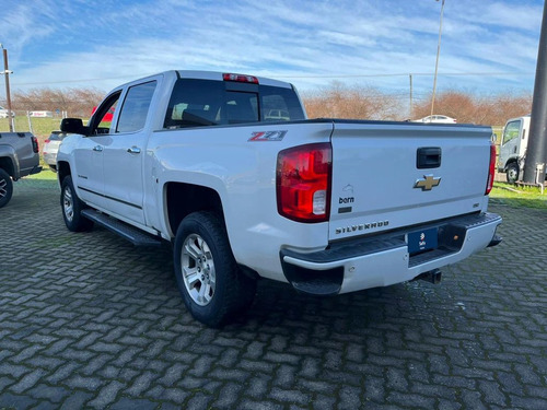 Chevrolet Silverado 5.3 LTZ 4WD CC A AT 4P