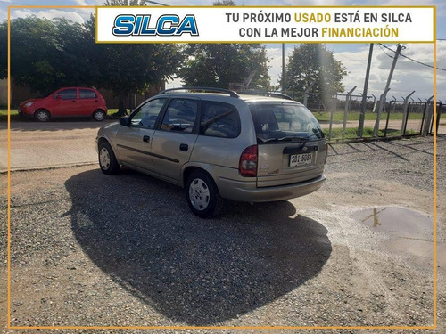 Chevrolet Corsa Wagon 2010 Beige 5 Puertas
