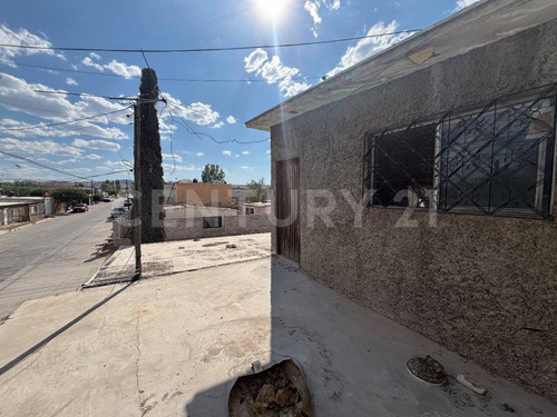 Casa En Venta En Colonia Revolución