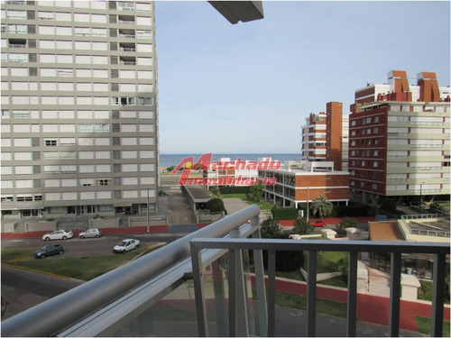 Imagen 16 de 30 de Venta De Apartamento De Dos Dormitorios En Punta Del Este