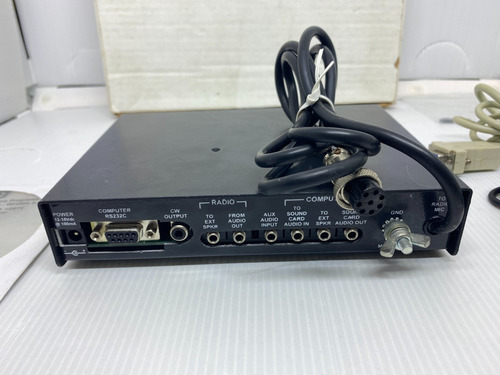 Imagem 8 de 9 de Placa De Som Interface Rádio Amador Deluxe Mfj-1279