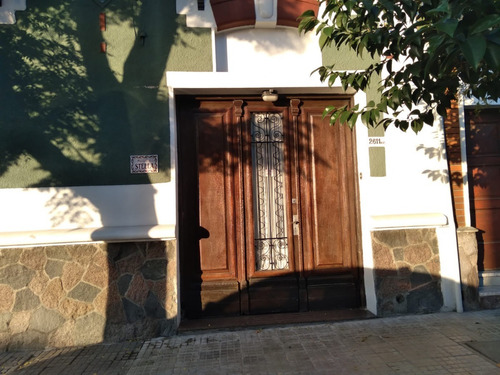 Alquiler De Habitacion En Casa De Familia. Solo Mujeres Solas. 