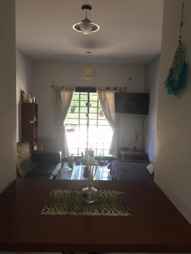 Imagen 2 de 9 de Ph En Venta En Florencio Varela