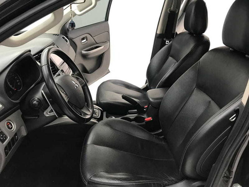 Imagem 13 de 15 de Triton Sport Hpe-s 2.4 Diesel 2018