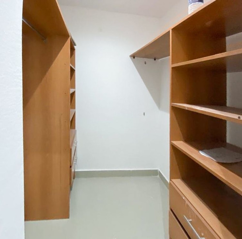 Imagen 9 de 11 de Alquiler De Departamento De 3 Ambientes, En Canning