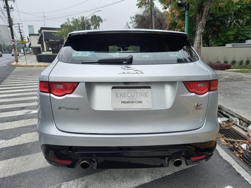 Imagen 6 de 11 de Jaguar F Pace S 2019