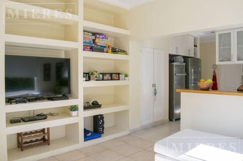 Casa En Venta Desarrollada En Una Sola Planta En Olivos Golf Club