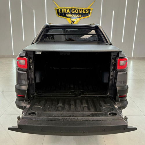 Fiat Strada 1.3 Volcano Cab. Dupla 16v Flex 4p