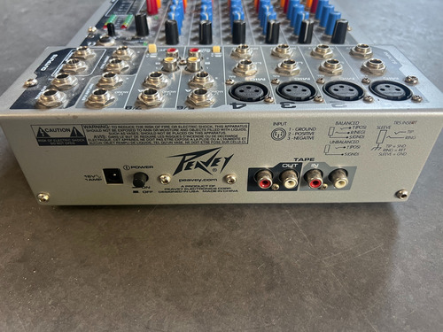 Consola Mixer Peavey Pv8 6 Entradas 4mic 2line St Oferta!!!