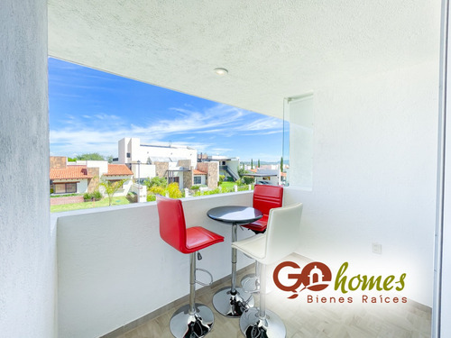 Imagen 7 de 14 de Casa Con Estilo Minimalista, Zona Dorada.