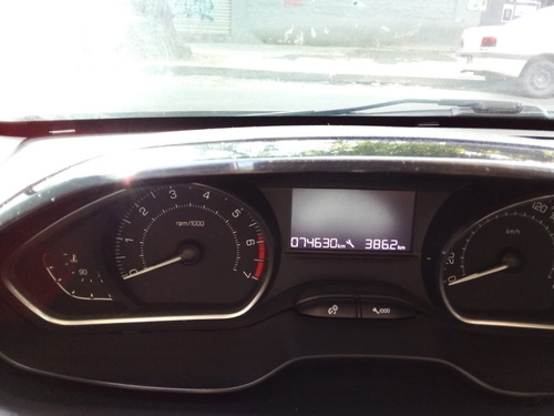Peugeot 208 Feline 1.6 N 2014