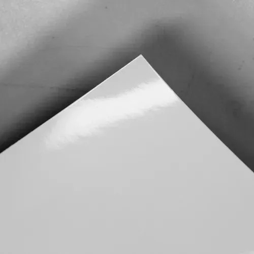 Imagem 3 de 4 de Papel Adesivo / Vinil Branco Brilho Rolo/bobina De 10mx 50cm