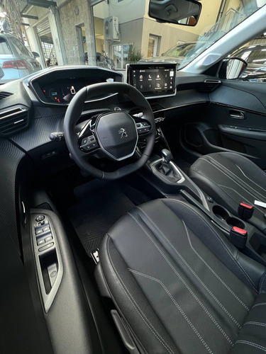 Peugeot 208 1.6 Feline Tiptronic