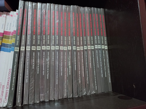 Colección 1era Y 2da Guerra Mundial, 32 Libros Con Sus Dvd (Usado)
