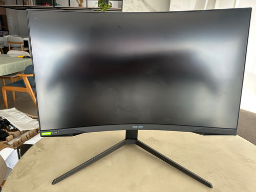 Monitor Samsung Odyssey 27 Preto (Usado)