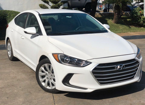 Hyundai Elantra 2017 Americano Clean