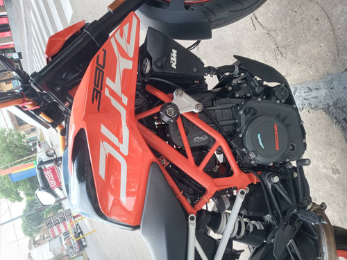 Imagen 7 de 10 de Ktm Duke 390