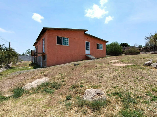 Casa De Campo En Venta En Huimilpan A 30 Min. De El Pueblito Y 35 Min. De Centro Sur, Querétaro