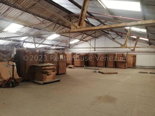 Galpón Industrial De Doble Altura En Venta En Catia Calle Privada