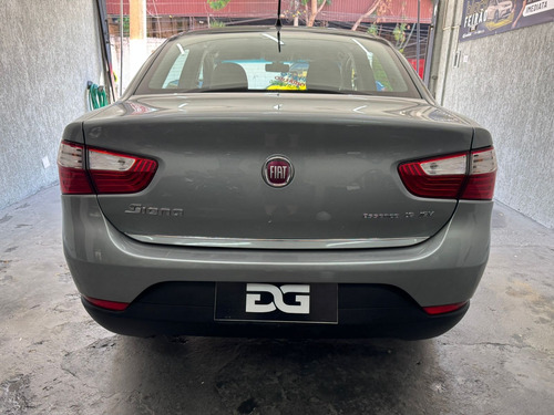 Fiat Grand Siena 1.6 16v Essence Flex Dualogic 4p