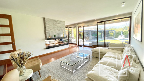 Mediterránea 450m2 Condominio La Dehesa 5d 5b - Ziw Property