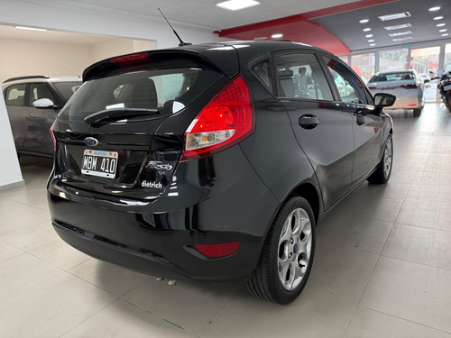 Ford Fiesta Kinetic 1.6 Design 120cv Titanium