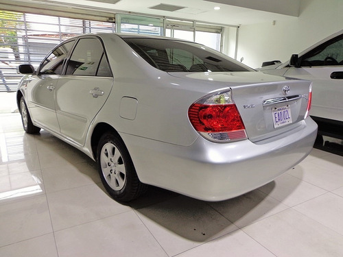 Imagen 3 de 9 de Toyota Camry 2005 4x2 Automático