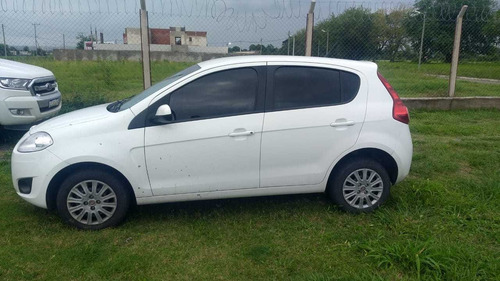 Imagen 3 de 5 de Fiat Palio 2016 1.4 Attractive 85cv