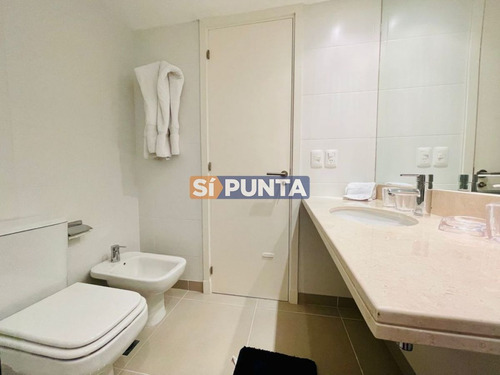 Imagen 18 de 18 de Venta Temporario Y Venta De Apartamento En Torre De Playa Brava Con Dos Dormitorios
