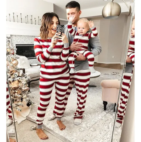 Conjunto De Pijama Navideño Familiar A Rayas Para Padres E H