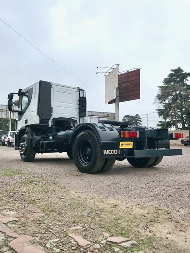 Imagen 4 de 10 de Iveco Tector 170e25 Tractor '14