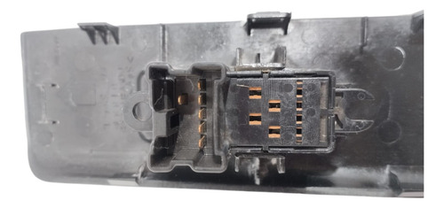 Botão Vidro Traseiro Esquerdo Frontier 2009 A 2015 Cp-61 (Usado)
