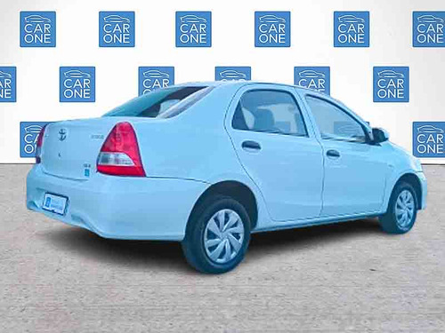 Toyota Etios 1.5 X MT6 4P