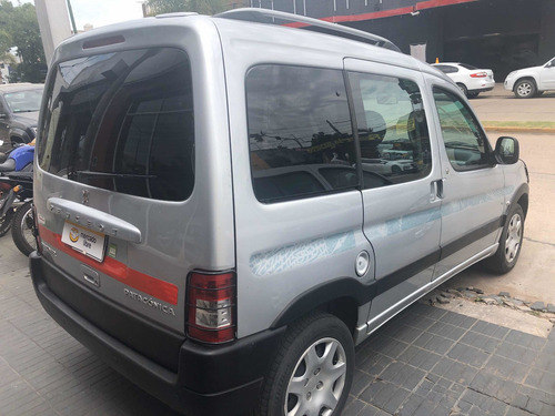 Imagen 5 de 11 de Peugeot Partner Patagónica 1.6 Hdi Vtc Plus 2014