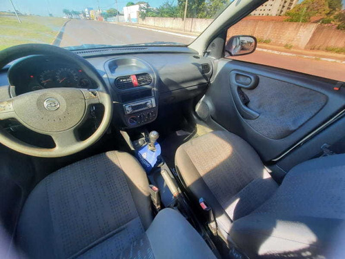 Imagem 11 de 14 de Chevrolet Corsa Hatch Maxx 1.4 8v 4p 2012