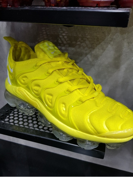 vapormax amarelo