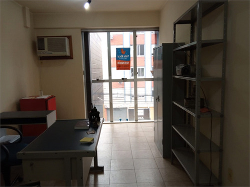 Imagem 11 de 19 de Sala Comercial, 48m², De Frente, Com Ar Condicionado, Na Av. Lima E Silva, Cidade Baixa - Reo409169