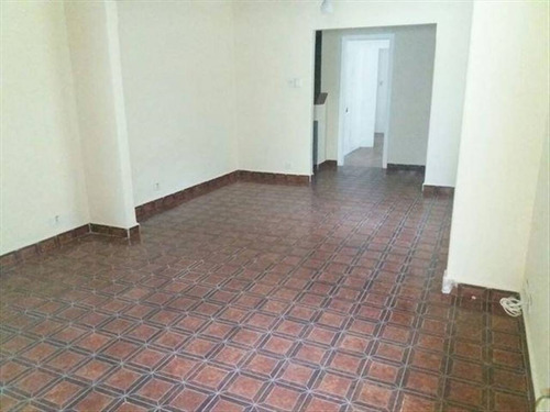 Imagem 7 de 30 de Casa Enorme Em Otimo Estado Bom Para Morar Com Sua Familia Casa Bem Espaçosa Proximo Tambem De Mercados Farmacias Praia Do Itarare Em Uma Das Melhores Ruas De São Vicente Tambem Fica Proximo Do Batal
