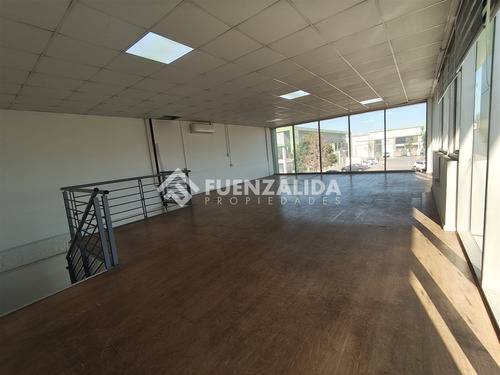 Local Multifuncional En Work Center - 2 Pisos - 156m2