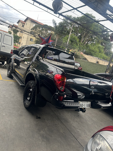 Mitsubishi L200 3.5 Triton Hpe Flex Cab. Dupla 4x4 Aut. 4p