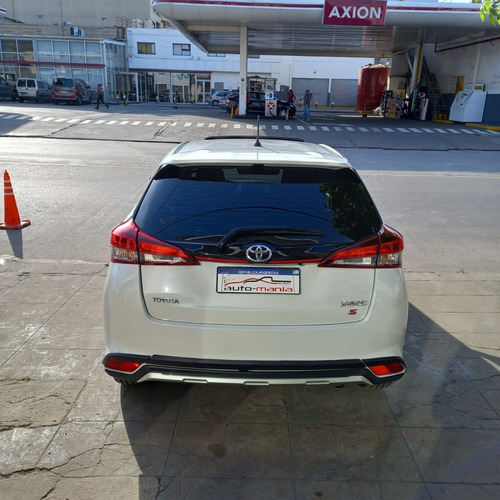Imagen 4 de 21 de Toyota Yaris S Automania