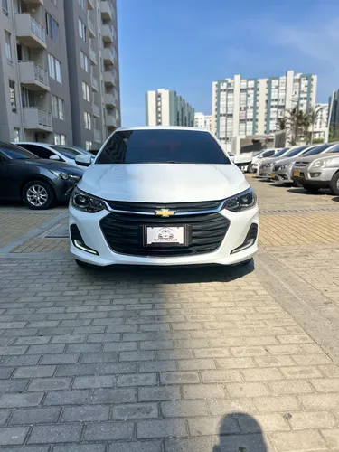 Chevrolet Onix 1.0T Premier Sedan At