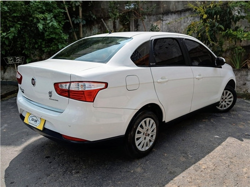 Imagem 4 de 13 de Fiat Grand Siena 1.0 Evo Flex Attractive Manual